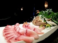 表示価格は1人前です。
御注文は「2名様」より