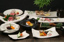 ご利用は2名様より
２日前までの要予約