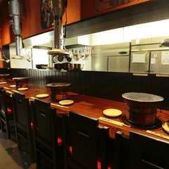 仕事帰りに絶品のホルモンを「肴」に、ちょい飲みで利用