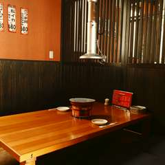 ホルモン焼き屋“らしからぬ”空間が女性のお客様から好評です