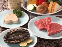 新鮮魚介・神戸牛ステーキを目の前で焼きあげます