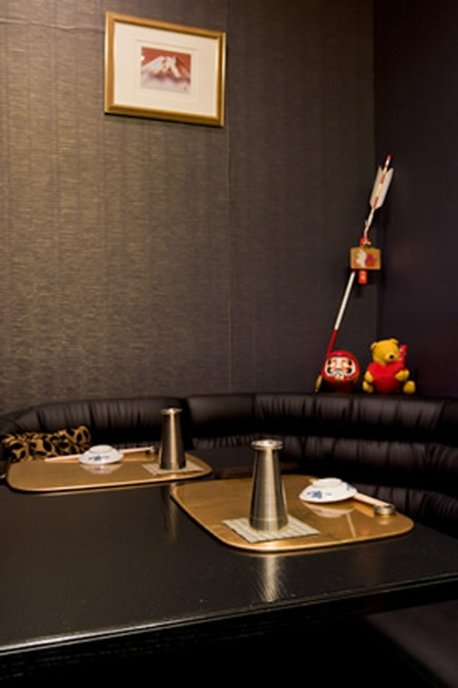 美味しい料理をいただきながら、和の空間でくつろぎのひとときを