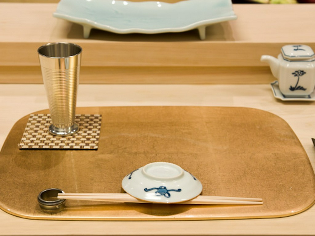 こだわりの器でいただくお料理は、また格別