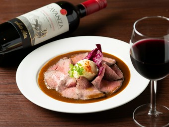 自家製ローストビーフ　やみつきソース