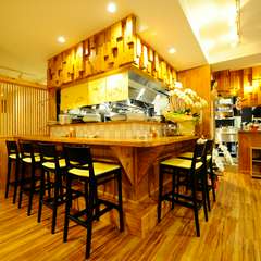 木の温もりのある落ち着いた雰囲気です