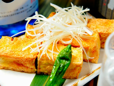 絶品！目黒豆腐店伝統の味『手作り揚げたて厚揚げ 』