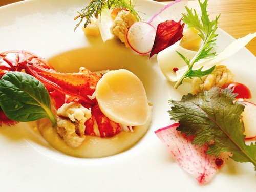 活オマール海老のオードブル