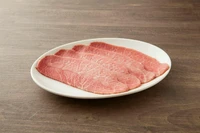 一頭から1キロしか取れない、霜降りが見事な逸品