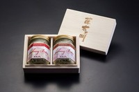 藤右ェ門オリジナルのアンチョビバター贈答用をご用意いたしました。一瓶120ｇ×2本木箱入り、完全受注販売です。こちらの商品はネット通販からもお買い求め頂けます。藤右ェ門ネット通販http://www.touemon.jp/