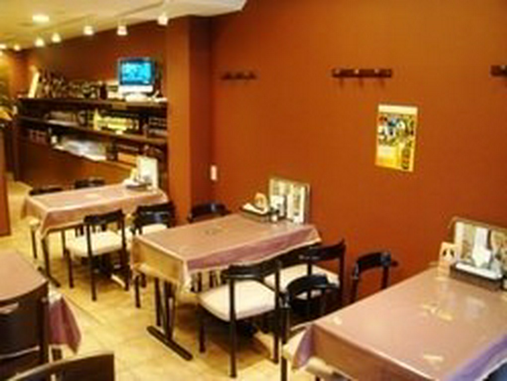 異国情緒漂う店内で、インド料理を堪能できる食べ放題プラン