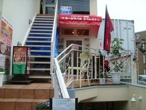 駅チカですが、落ち着いた雰囲気に好感が持てます