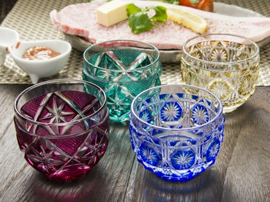 懐石コース2名様〜。特別な日にご利用ください。