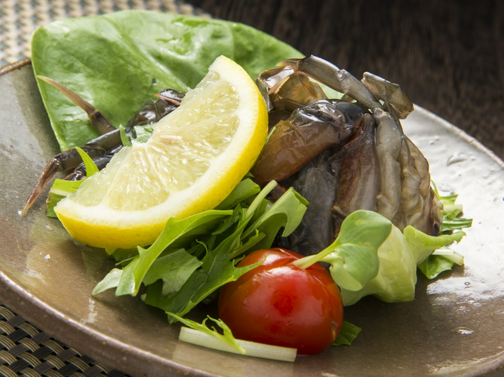 脱皮したての柔らかな蟹を使用『ソフトシェルクラブ』