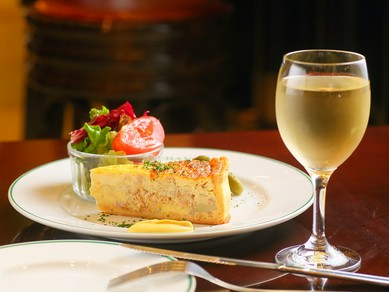 フレンチによく合うグラスワインも充実のラインアップ