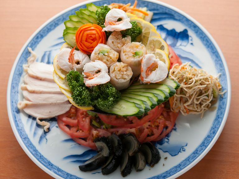 居酒屋メニューを越えた、創作鯛料理と本格中華の店