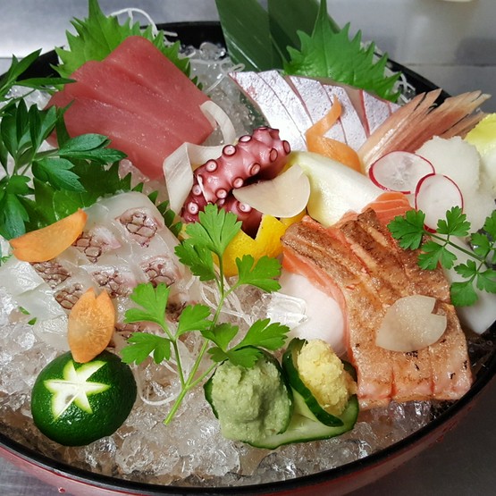 はなの舞 尾張一宮東口店 一宮 居酒屋 の料理 店内写真 ヒトサラ