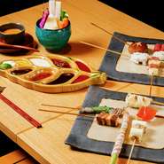 前菜2種、生野菜盛り合せ、本日の串揚げ10串。