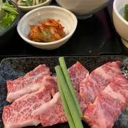 肉増し（1.5倍）2,178円
肉増し（2倍）2,706円

ライス大盛無料