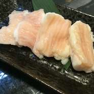 新鮮な良質で臭みのない極上のホルモンをご賞味下さいませ。
