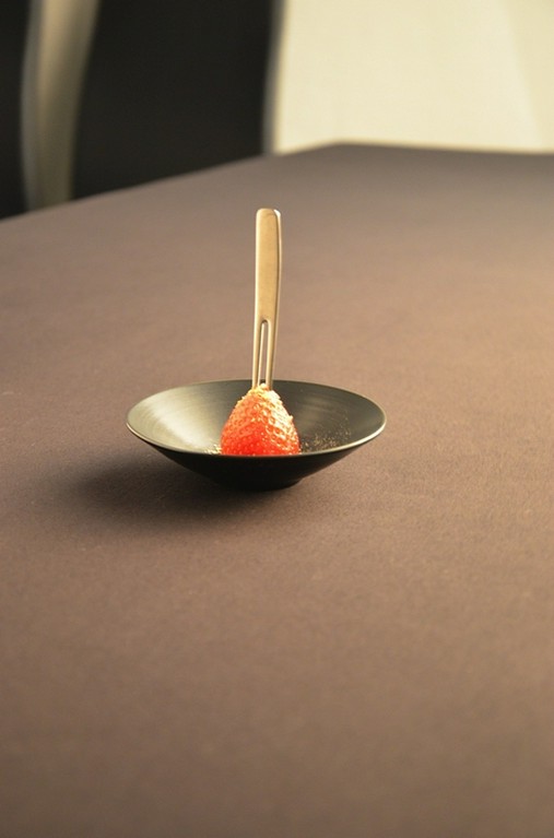 温かなあまおう　一口の混沌