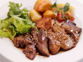 脳天のガーリックステーキ