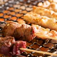 香りがよく、じっくりと焼き上げた杉板焼きは、ご好評をいただいている看板メニューのひとつです。丁寧に仕込み、つくりあげた料理のおいしさを目と口でお楽しみください。