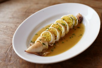 ◆『青森産・槍烏賊とスパイシーライスのファルシ』