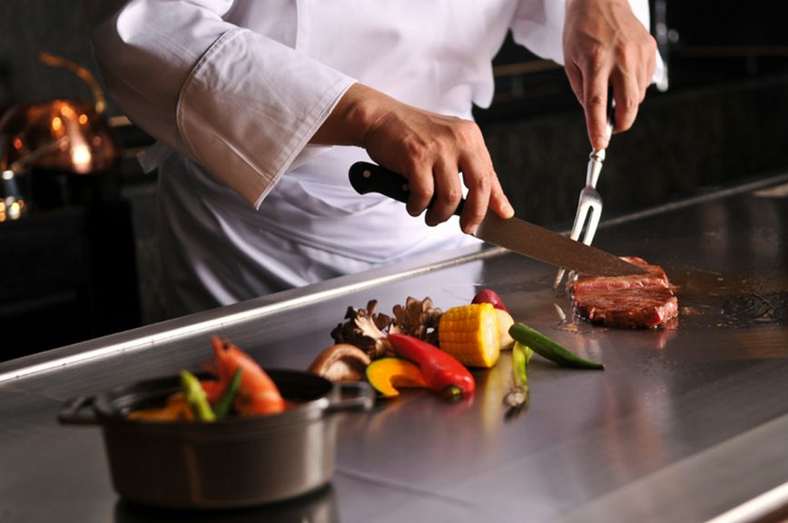 「鉄板焼」のその他ディナーコースは、「料理ページ −◆鉄板焼 ディナー◆」をご覧ください。