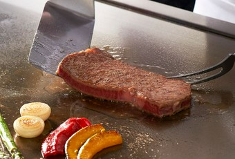 「鉄板焼」のその他ディナーコースは、「料理ページ －◆鉄板焼 ディナー◆」をご覧ください。