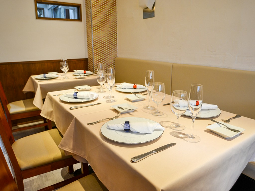 南フランスの避暑地をイメージして、優雅で愉しい女子会を