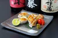 地鶏のジューシーで凝縮された旨みが絶品『親鶏焼き』