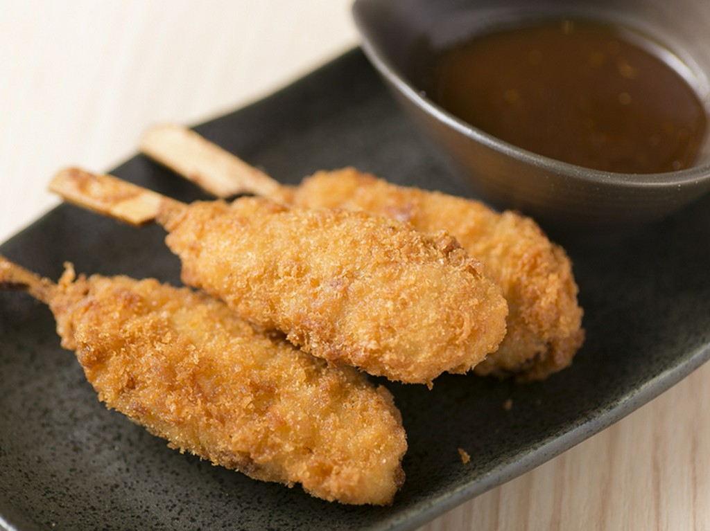 豚ヒレの味噌串カツ