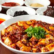 こだわりぬいた絶品のマーボ豆腐。ランチでも人気の一品。これ目当ての方も多いのだとか。ぜひ一度ご賞味ください。