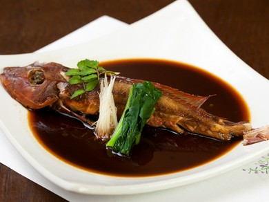 季節の魚を「煮付け」でどうぞ