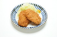 単品880円、定食1221円