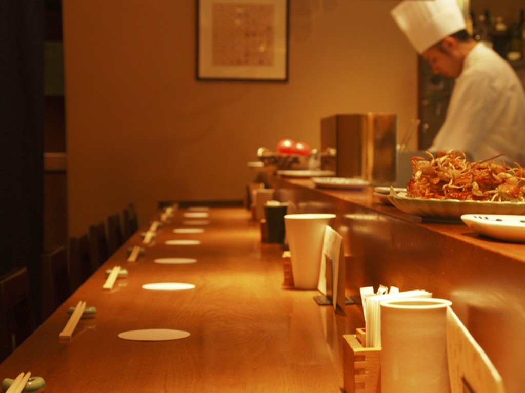 丁寧に仕込まれた旬の食材の串あげ