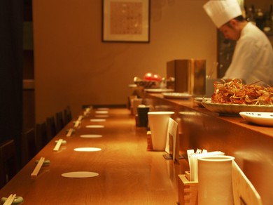 丁寧に仕込まれた旬の食材の串あげ