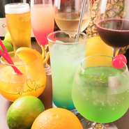 当日OK！120種類の豊富な飲み放題（金・土・祝前日は＋300円)や、二件目の飲みにぴったりの二次会コース