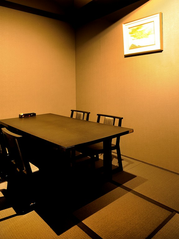 歓送迎会におすすめ！　ゆったりとした居心地のよい空間