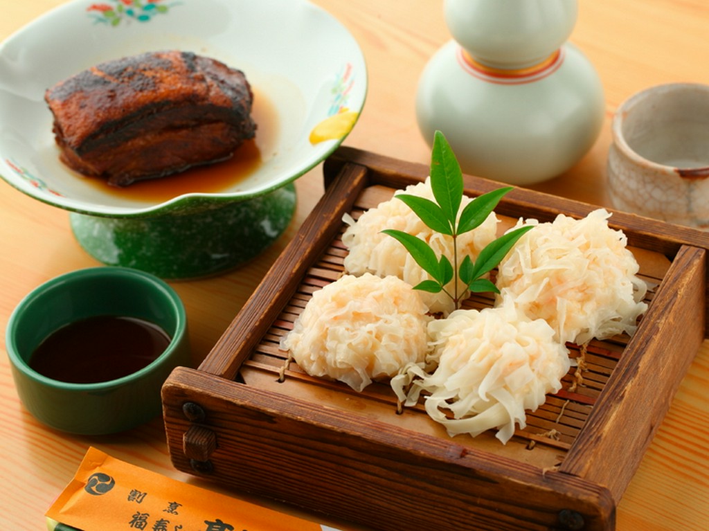 オリジナルメニューが楽しめる『季節の懐石』はぜひご予約を！