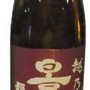 日本酒度＋１５　酸度１．４
新潟の淡麗超辛口。超辛口の中にも旨みがある酒質で口当たりは柔らか。超辛口というより、むしろ喉越し感じるキレが冴えた印象です。キリッとしていてスイスイと量を飲めます。