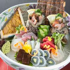 季節ごとの味覚を味わいつくす『お造り盛合せ』