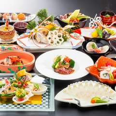 その日の厳選した食材で旬を堪能する祝膳に最適なコースです。大将が特別にご用意いたします。