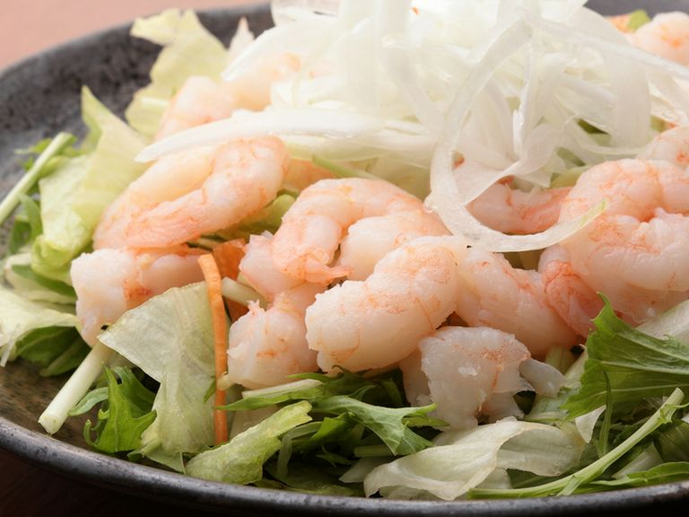 歯ごたえのいいプリプリのエビが絶妙な『エビマヨサラダ』