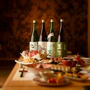 豊富な日本酒のラインナップは約10種類。地元・石川の地酒は、地元産の食材との相性もばっちりです。熱燗や冷酒で、料理と合わせてお楽しみください。