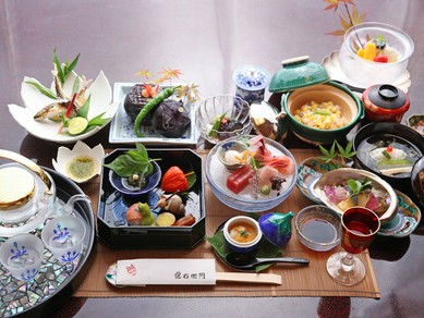 歓送迎会はお座敷で会席、鍋コース料理をごゆっくりどうぞ!