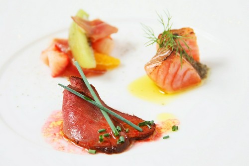 見た目でも心が躍る日替わりのこだわり前菜