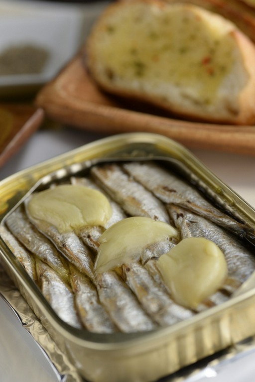 気付くと次々箸が進んでしまう『オイルサーディン』