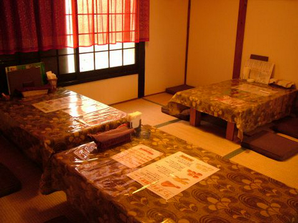 インド料理店に珍しいお座敷はファミリーにも人気の場所