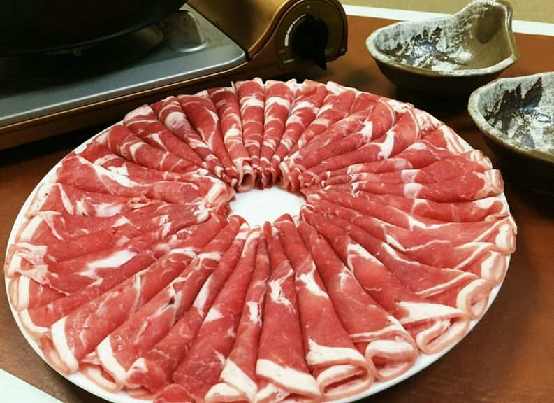 ラム肉しゃぶしゃぶ　２人前